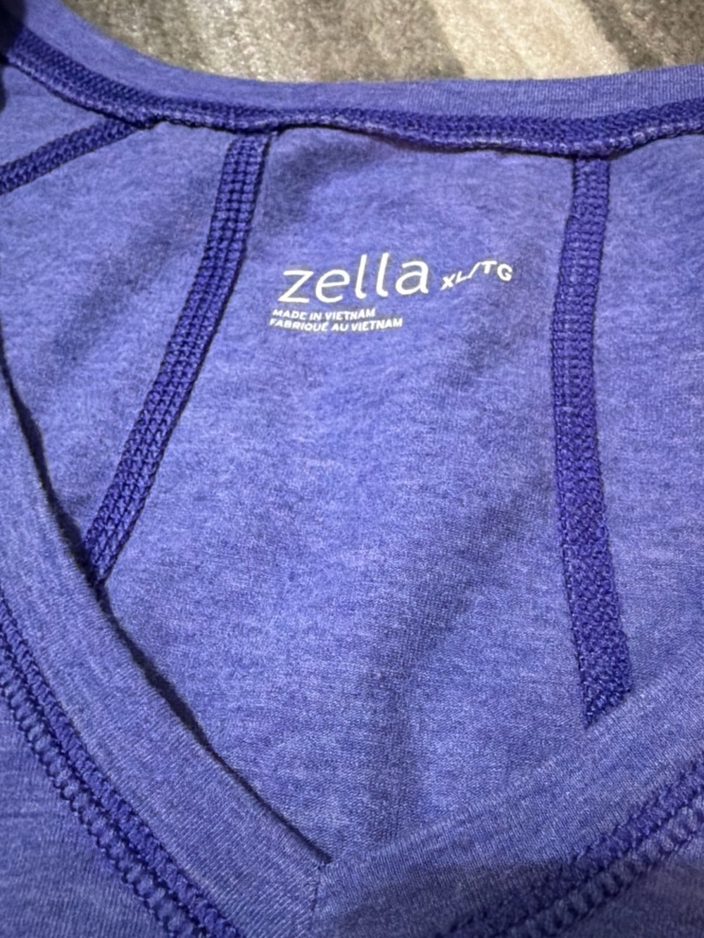 Zella XL athleisure t shirt worn once - Picture 2 of 2